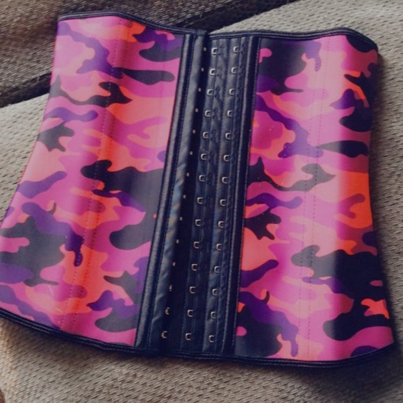 Fuschia Fierce Waist Trainer - Picture 1 of 4